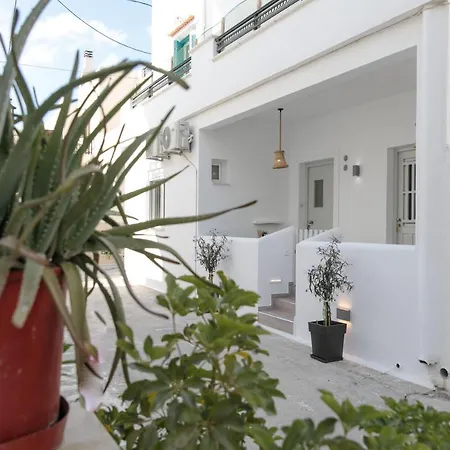 Anemela Lux Appartamento Naxos City